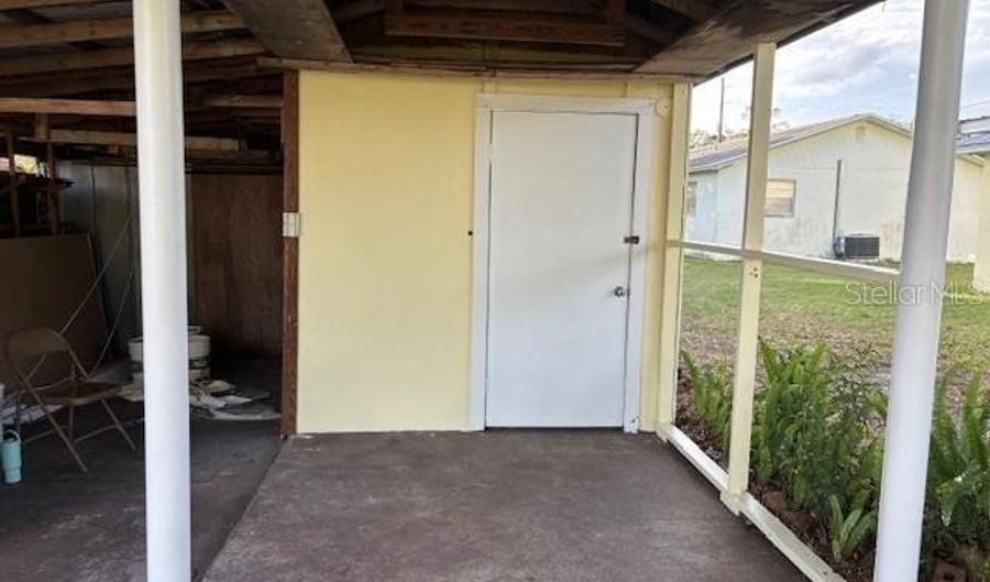 313 COLUMBIA St, Arcadia, FL 34266 - 3 Beds, 2 Bath