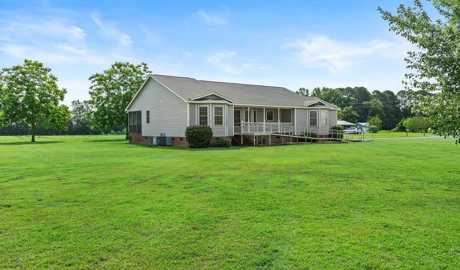 572 Ronnie Rd, Autryville, NC 28318 - 3 Beds, 2 Bath
