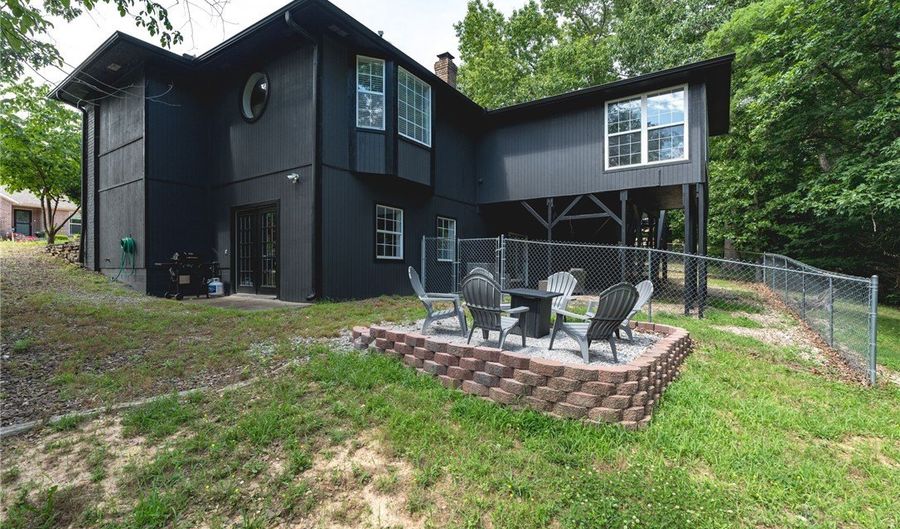 5 Dunvegan Ln, Bella Vista, AR 72715 - 3 Beds, 3 Bath