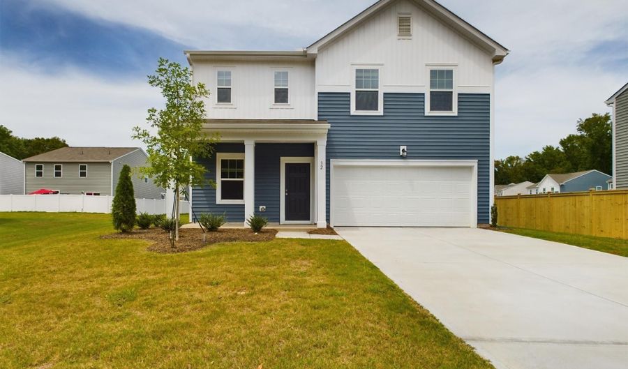 32 Moss Oaks Ct, Angier, NC 27501 - 4 Beds, 3 Bath