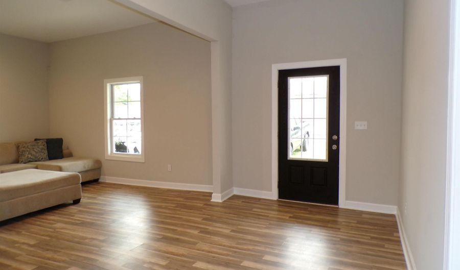 407 Green St, Belton, SC 29627 - 3 Beds, 2 Bath