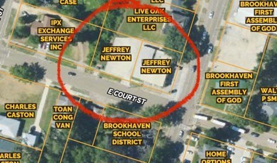 201 N. Second St, Brookhaven, MS 39601 - 0 Beds, 2 Bath