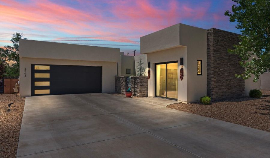 3204 Maxum Ln NW, Albuquerque, NM 87104 - 3 Beds, 4 Bath