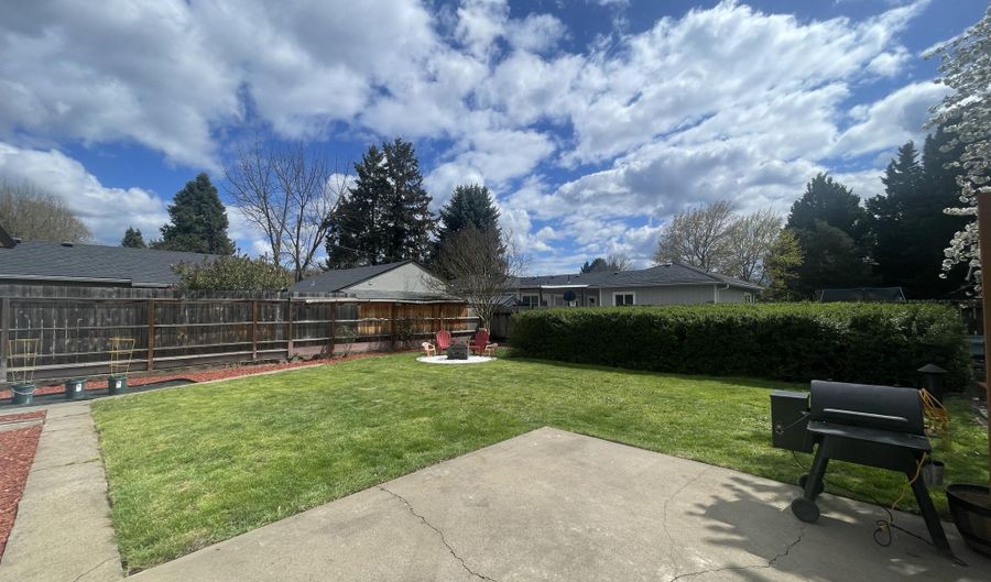 2219 Lower River Rd, Grants Pass, OR 97526 - 4 Beds, 2 Bath