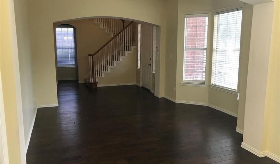 2042 Fox Glen Dr, Allen, TX 75013 - 4 Beds, 3 Bath