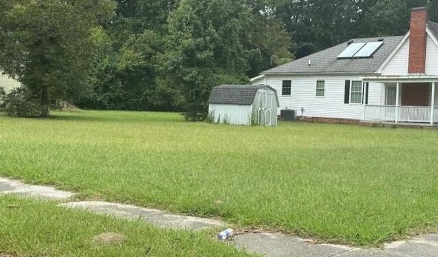 701 Church St W, Ahoskie, NC 27910 - 0 Beds, 0 Bath