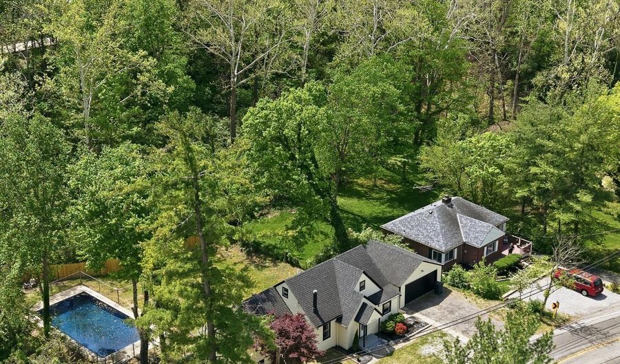 6931 Paddison Rd, Anderson Twp., OH 45230 - 4 Beds, 2 Bath