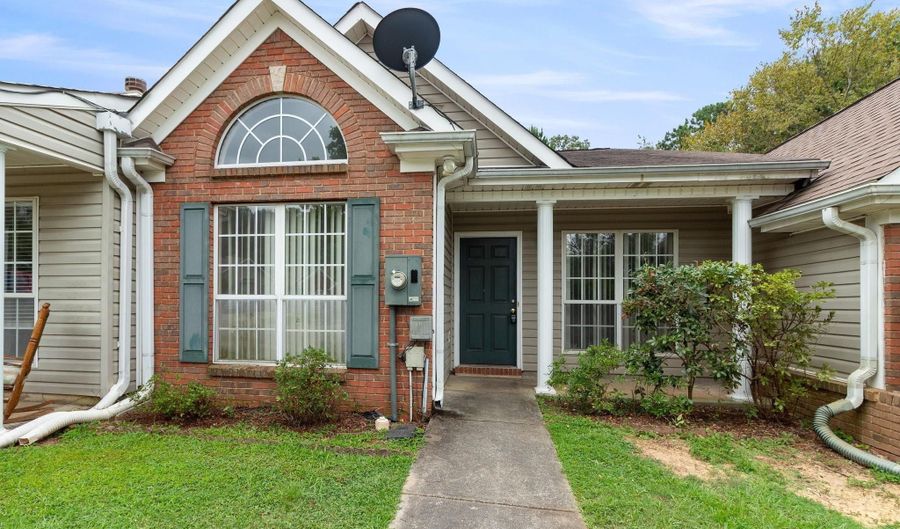 140 SUGAR HILL Ln, Alabaster, AL 35007 - 2 Beds, 2 Bath
