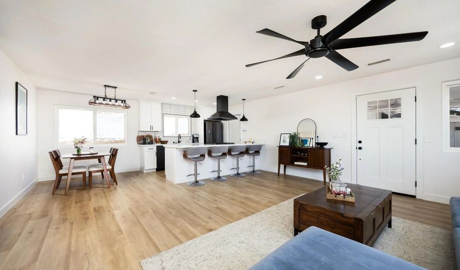 1210 Maria Ave, Spring Valley, CA 91977 - 3 Beds, 2 Bath
