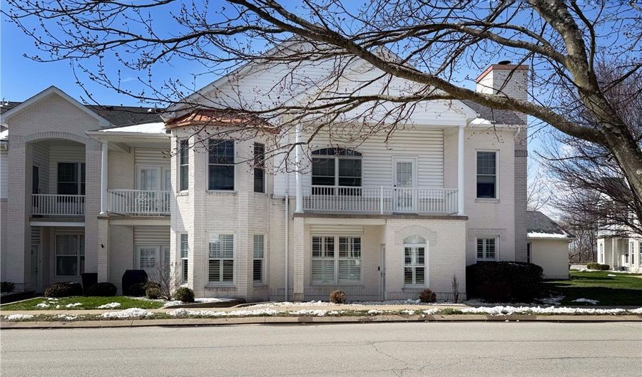 216 Adams Pointe Blvd 8, Adams Twp., PA 16046 - 3 Beds, 2 Bath