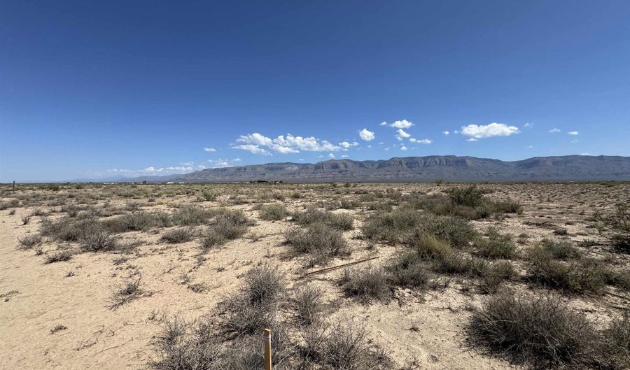 Lot 12 Anillo Del Oeste, Alamogordo, NM 88310 - 0 Beds, 0 Bath