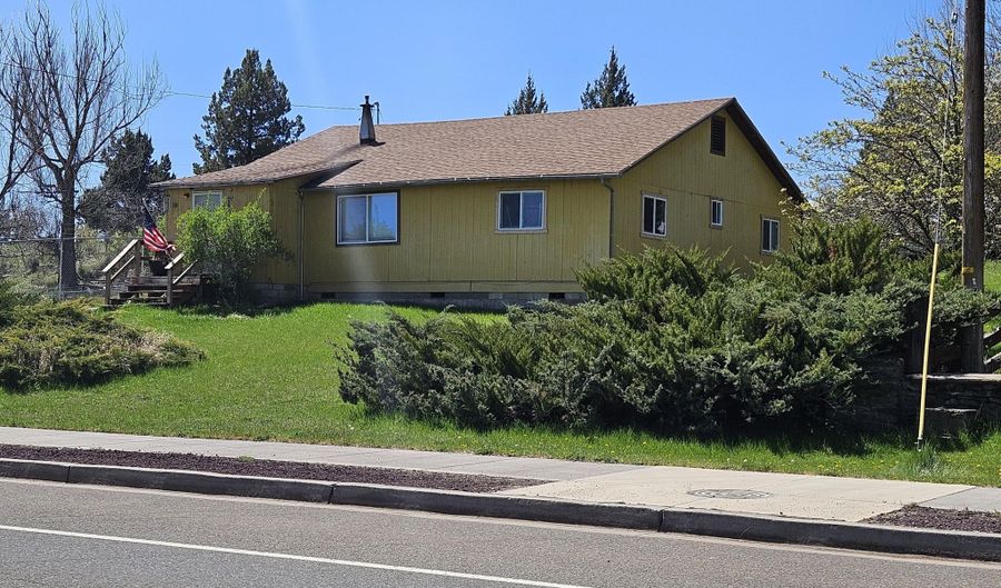 61120 E Highway 140, Bly, OR 97622 - 3 Beds, 1 Bath