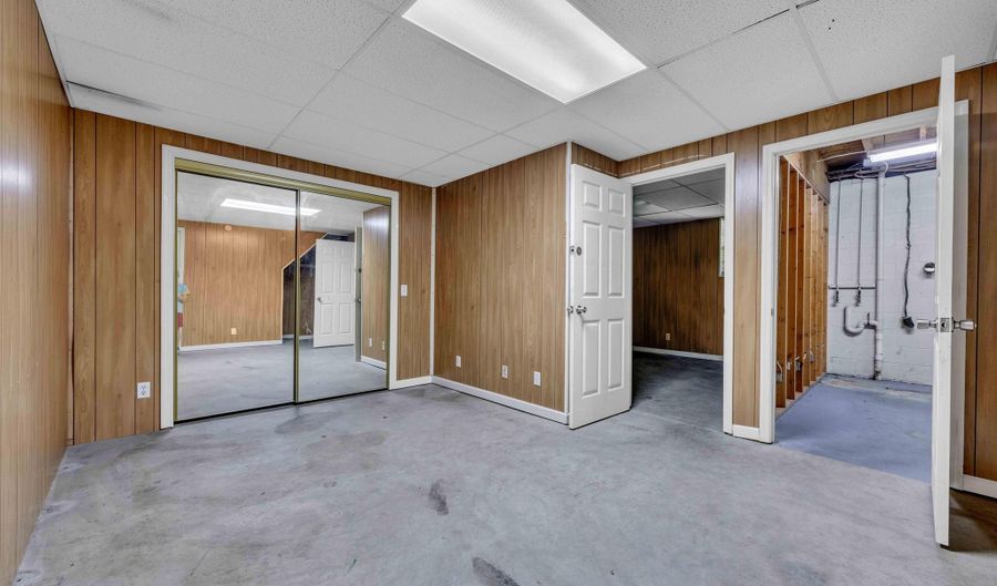 607 GREEN Blvd, Adamsville, AL 35005 - 3 Beds, 2 Bath