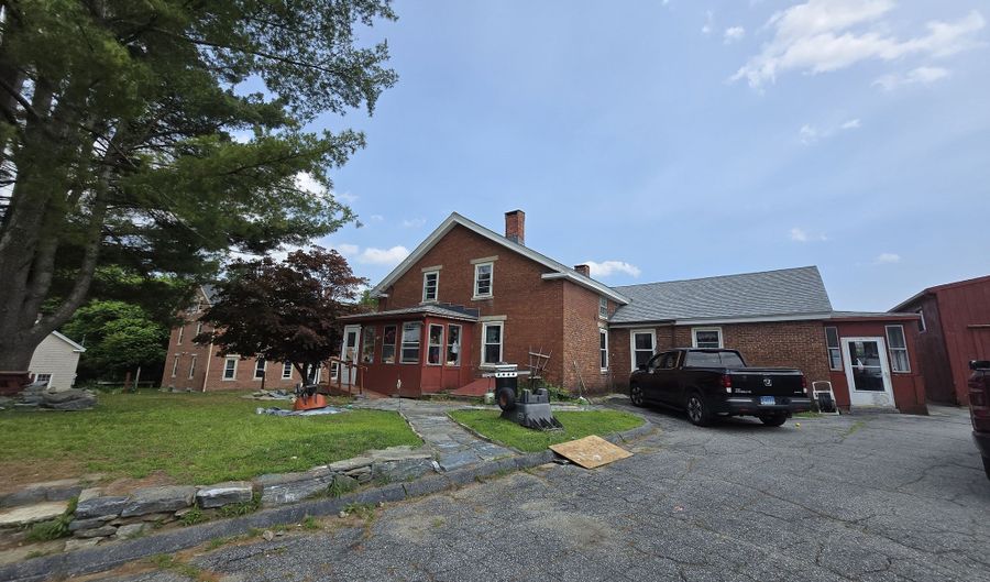11 Tiffany St D, Brooklyn, CT 06234 - 2 Beds, 1 Bath