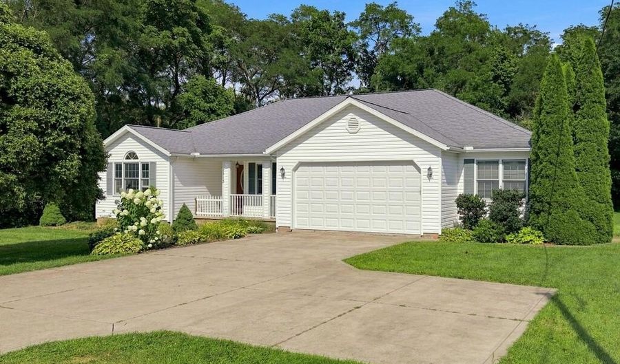 2513 Mifflin Ave, Ashland, OH 44805 - 3 Beds, 2 Bath