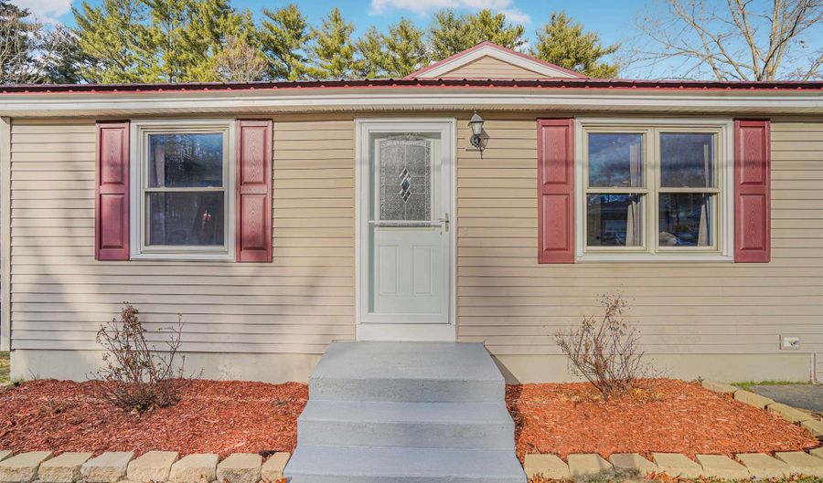 36 Al's Ave, Allenstown, NH 03275 - 3 Beds, 2 Bath