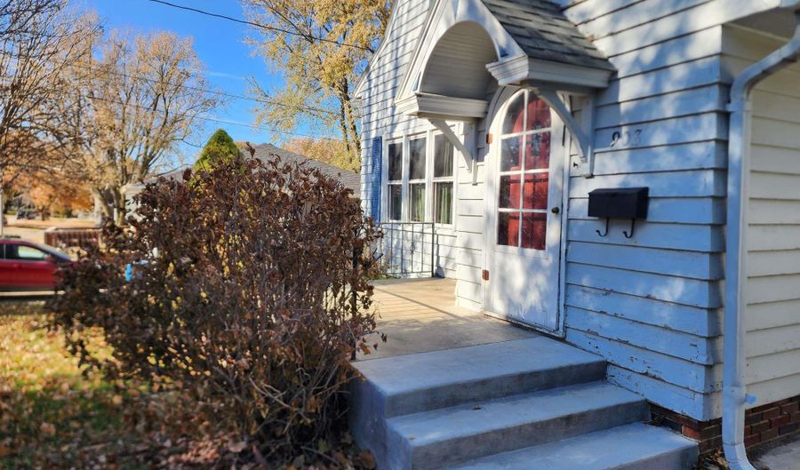 908 E 9th St, Atlantic, IA 50022 - 3 Beds, 2 Bath