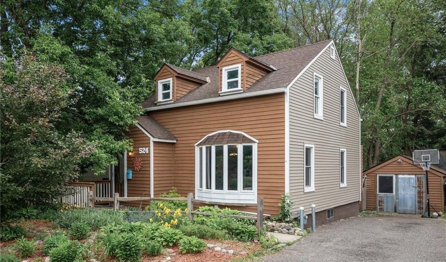 524 Madison St, Anoka, MN 55303 - 2 Beds, 3 Bath