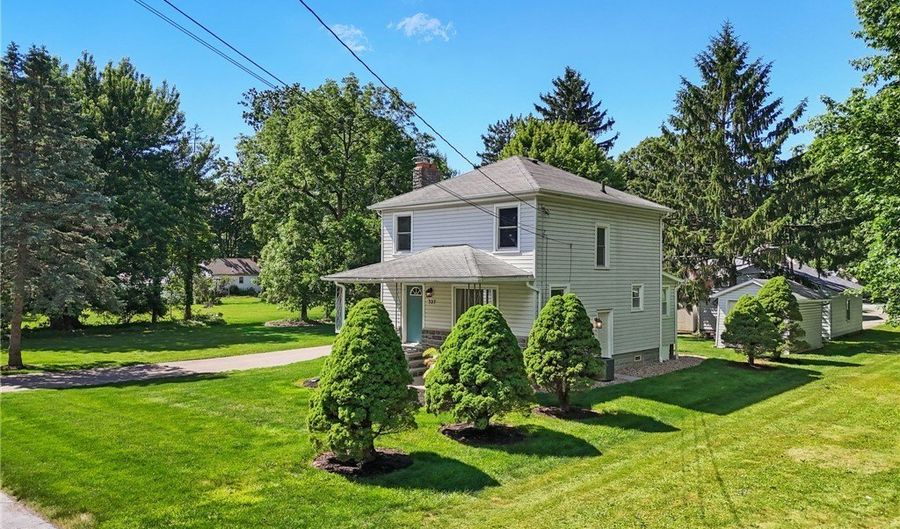 327 Sewell Ave, Akron, OH 44319 - 3 Beds, 2 Bath