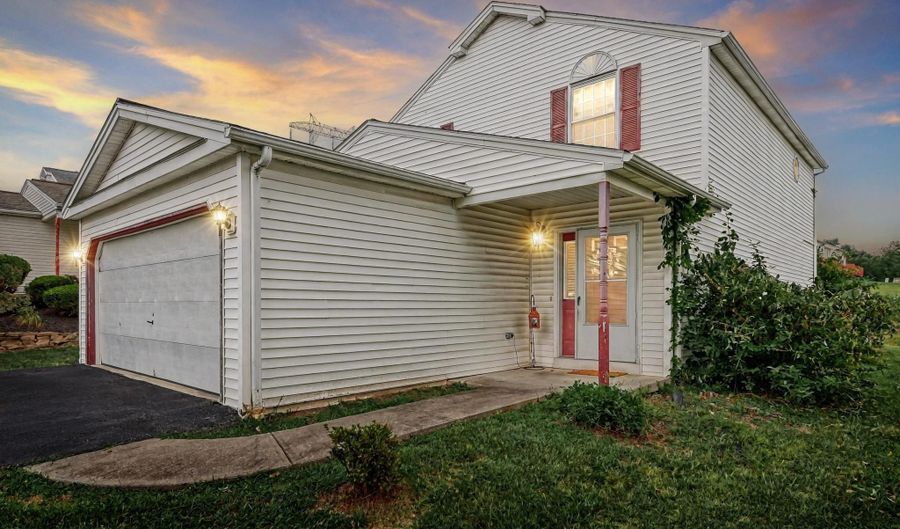 6112 MACARTHUR Dr, Harrisburg, PA 17112 - 3 Beds, 3 Bath