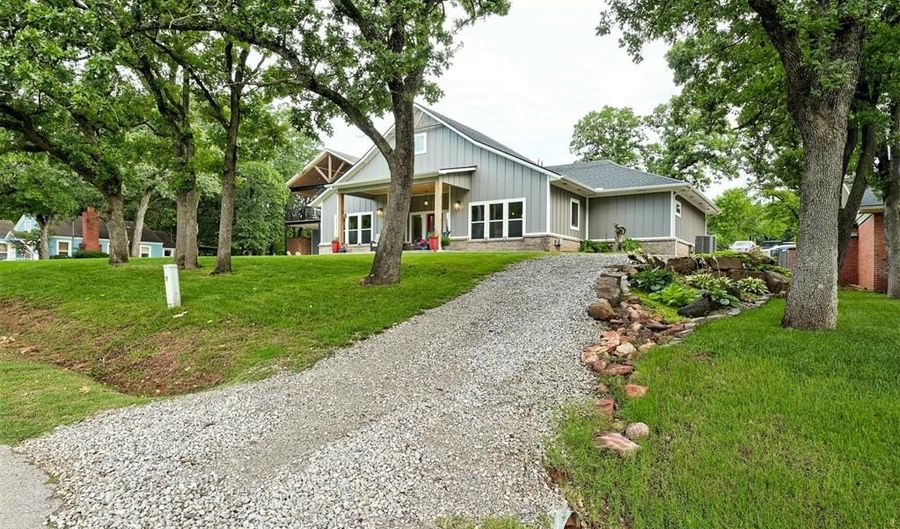 16 W Hill St, Arcadia, OK 73007 - 3 Beds, 2 Bath