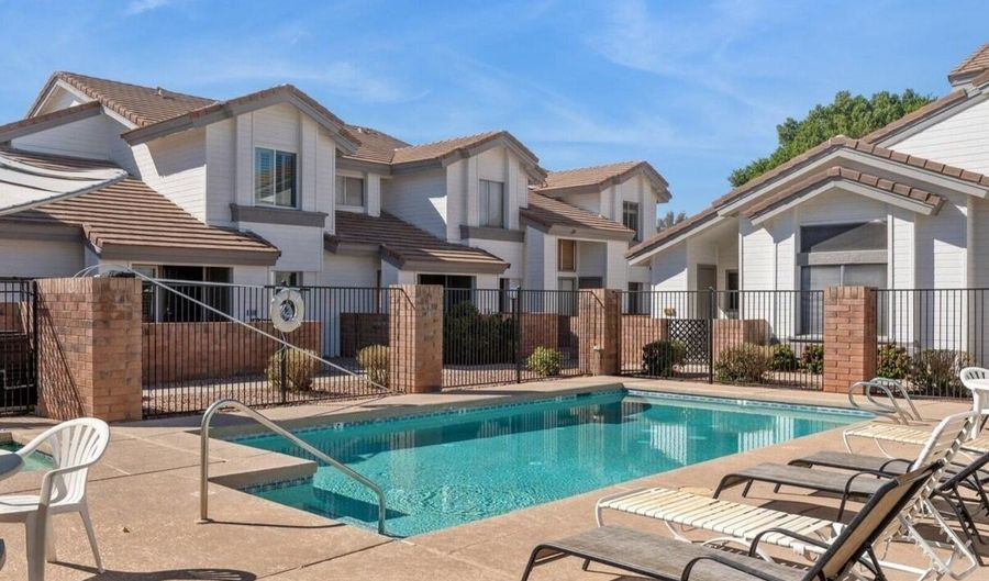 2201 N COMANCHE Dr 1080, Chandler, AZ 85224 - 2 Beds, 2 Bath