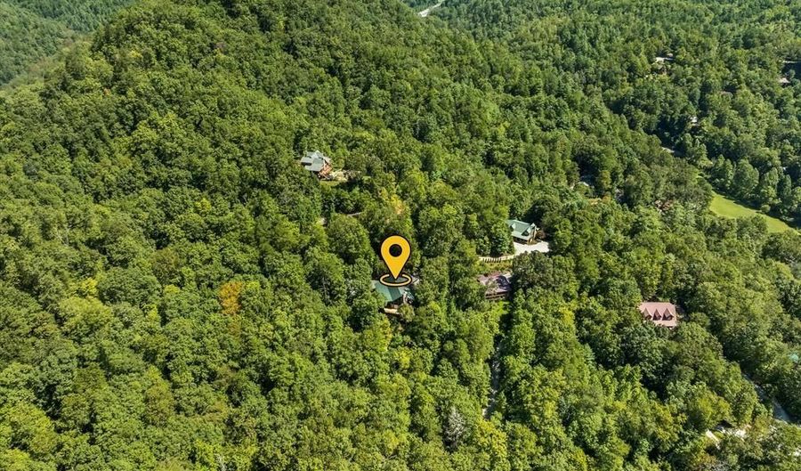 461 N. Mallard Cv, Almond, NC 28702 - 3 Beds, 4 Bath