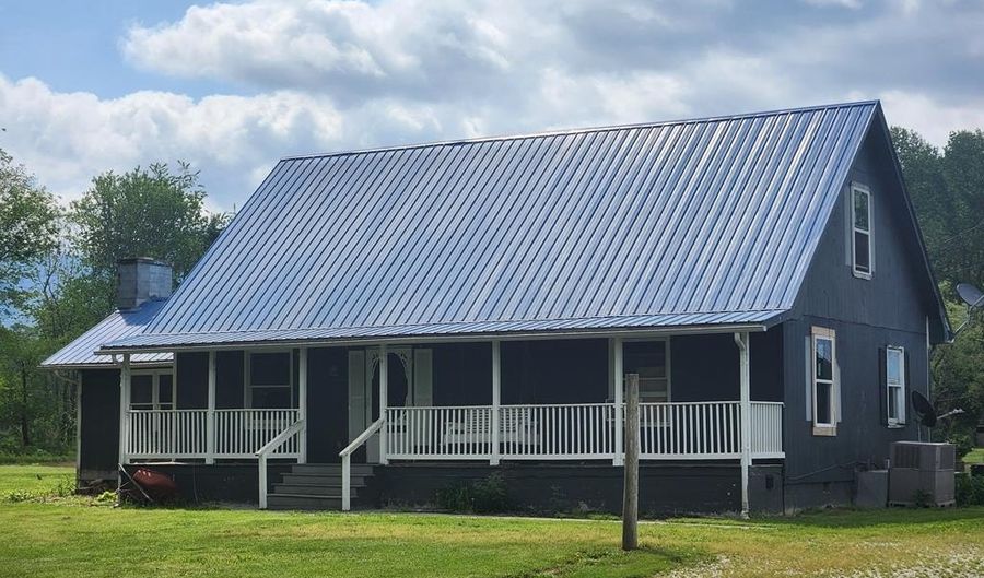 27 Russell Farm Rd, Andrews, NC 28901 - 4 Beds, 2 Bath