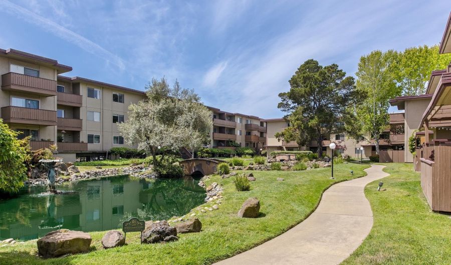 1321 Webster St D116, Alameda, CA 94501 - 2 Beds, 2 Bath