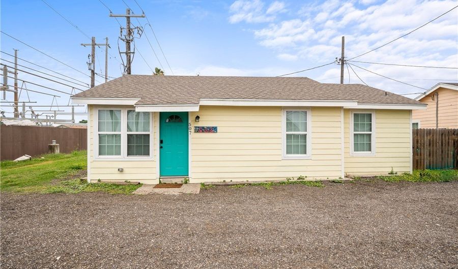 507 Arch St, Aransas Pass, TX 78336 - 18 Beds, 6 Bath