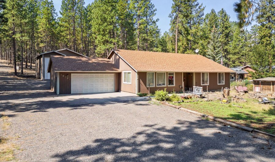 19191 Kiowa Rd, Bend, OR 97702 - 3 Beds, 2 Bath
