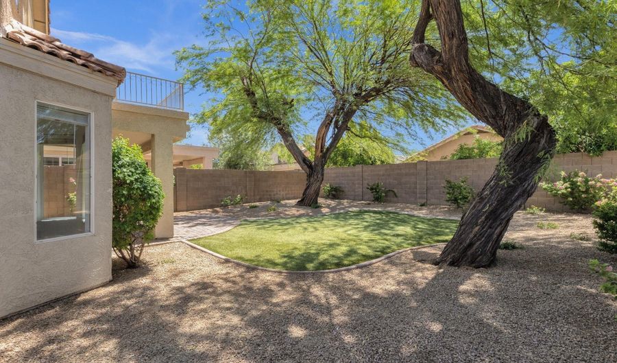 4245 E CREOSOTE Dr, Cave Creek, AZ 85331 - 3 Beds, 3 Bath