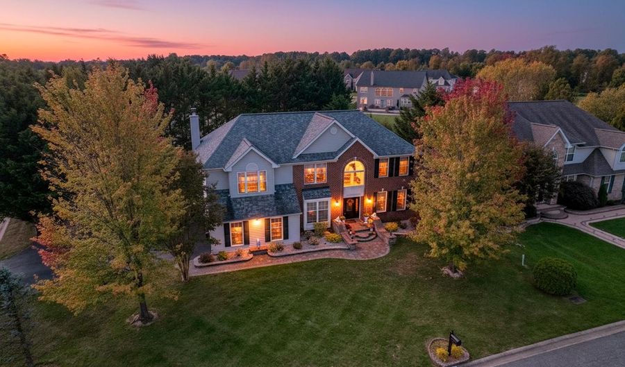 348 STARBOARD Dr, Bear, DE 19701 - 4 Beds, 4 Bath