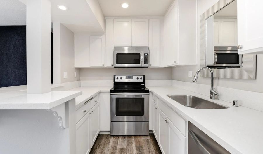 6775 Alvarado Rd 21, San Diego, CA 92120 - 2 Beds, 2 Bath