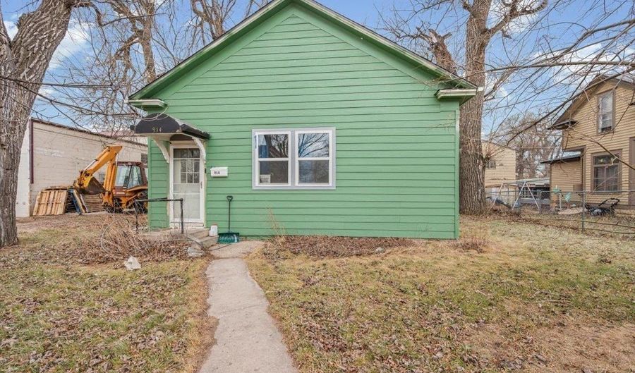 914 State St, Belle Fourche, SD 57717 - 2 Beds, 1 Bath