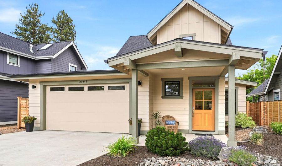 20042 SW Sunny Way, Bend, OR 97702 - 3 Beds, 3 Bath