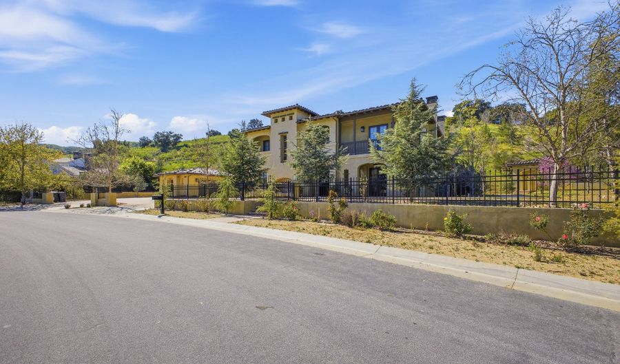 27417 Park Vista Rd, Agoura Hills, CA 91301 - 7 Beds, 8 Bath