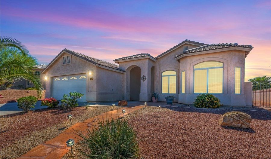 2840 La Paloma Dr, Bullhead City, AZ 86429 - 2 Beds, 2 Bath