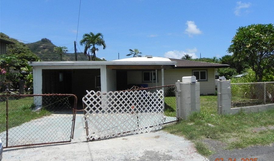 54-286 Hauula Homestead Rd, Hauula, HI 96717 - 3 Beds, 2 Bath