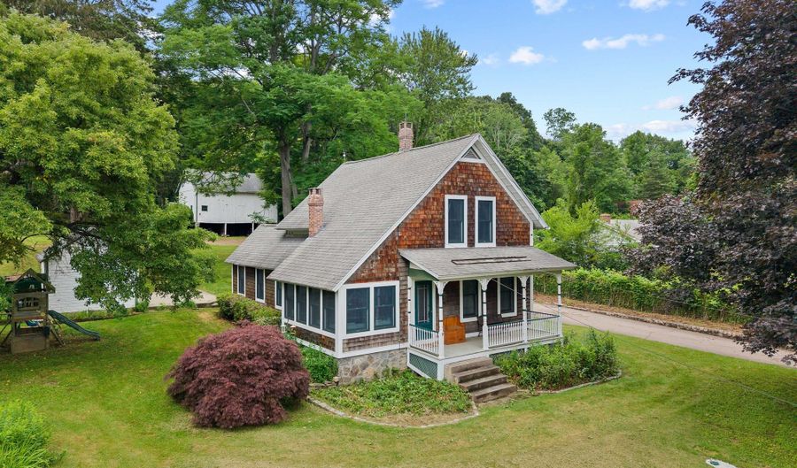 18 Cards Mill Rd, Columbia, CT 06237 - 3 Beds, 2 Bath