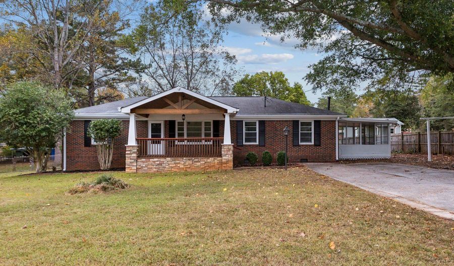 2276 Clay Rd SW, Austell, GA 30106 - 2 Beds, 2 Bath