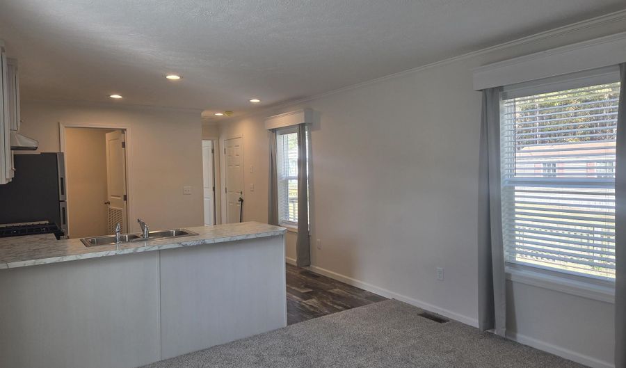 51 Turkey Jim Rd, Campton, NH 03223 - 2 Beds, 2 Bath