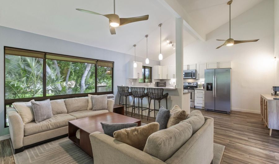 15 KULANIHAKOI St 12E, Kihei, HI 96753 - 3 Beds, 2 Bath