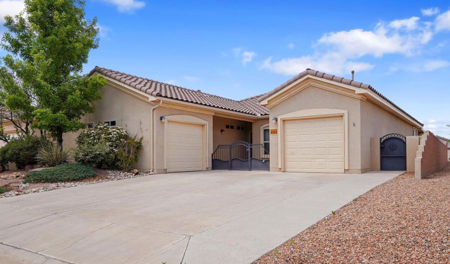 1047 PRAIRIE ZINNIA Dr, Bernalillo, NM 87004 - 3 Beds, 3 Bath