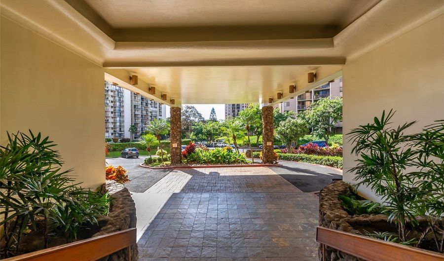 98-450 Koauka Loop 208, Aiea, HI 96701 - 1 Beds, 1 Bath