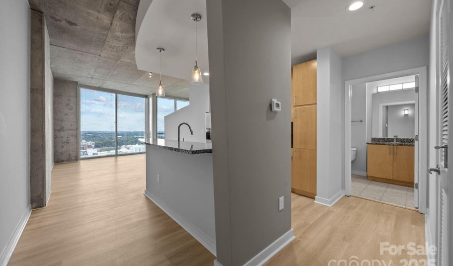 210 N Church St, Charlotte, NC 28202 - 1 Beds, 1 Bath