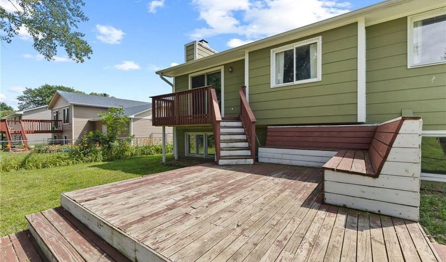 7995 Upper 145th St W, Apple Valley, MN 55124 - 3 Beds, 2 Bath
