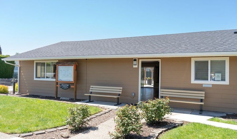 300 SW 7TH Ave 102, Battle Ground, WA 98604 - 2 Beds, 2 Bath