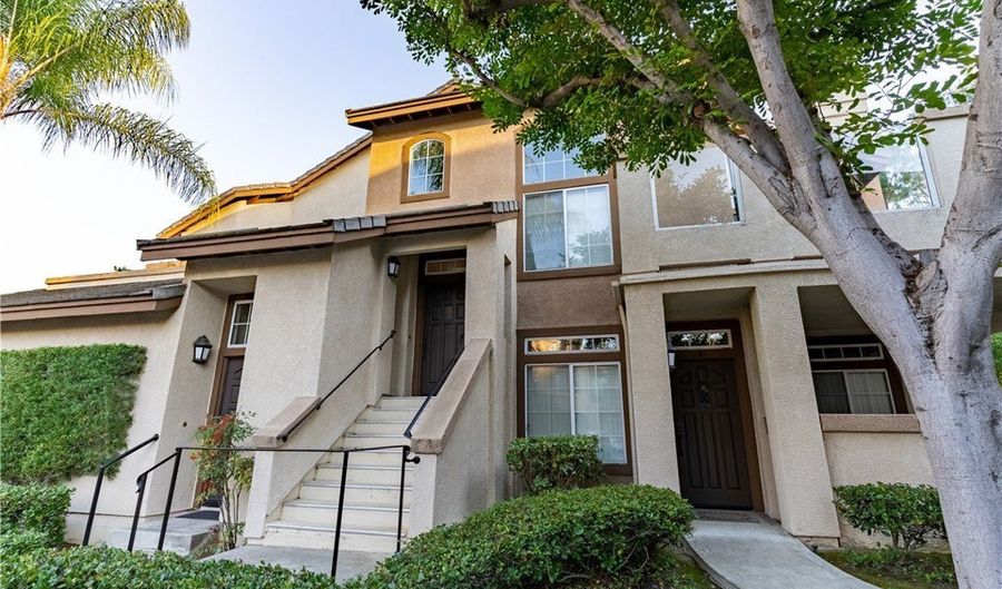 2 Mansera Pl, Aliso Viejo, CA 92656 - 2 Beds, 2 Bath
