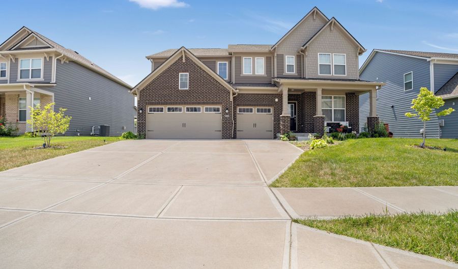 3581 Tipperlin Rd, Bargersville, IN 46106 - 5 Beds, 4 Bath